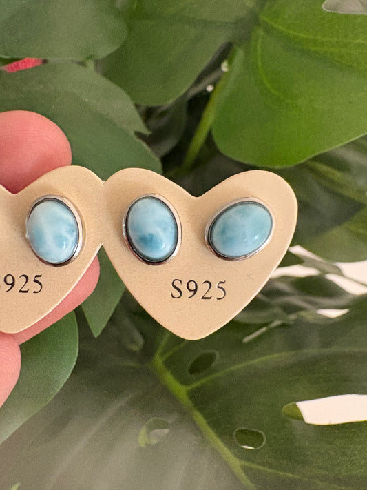 Laminar studs