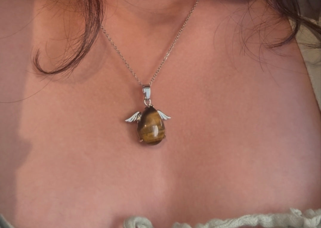 Halo drop pendants
