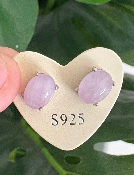 Kunzite studs