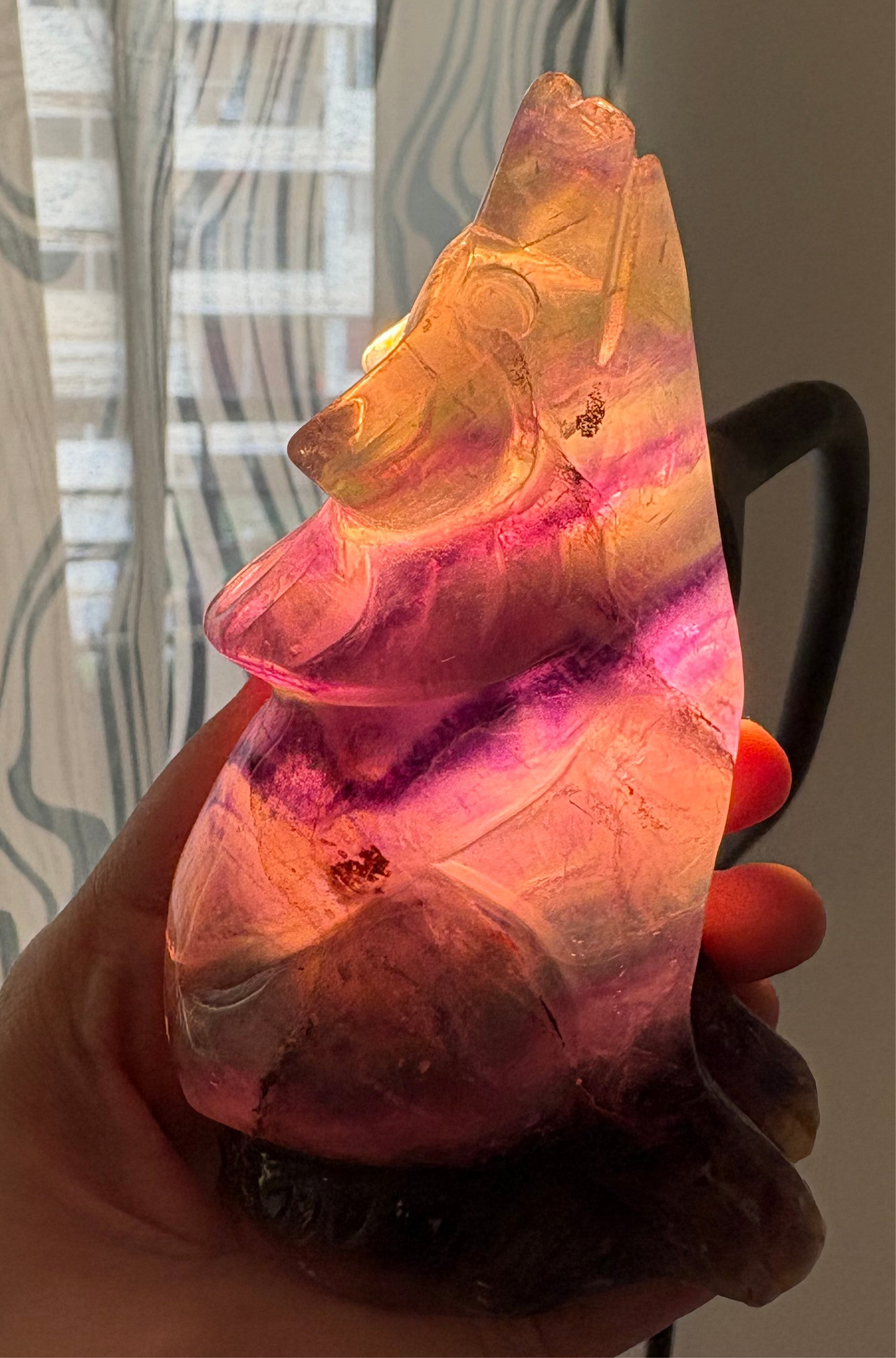 Multi fluorite howling wolf